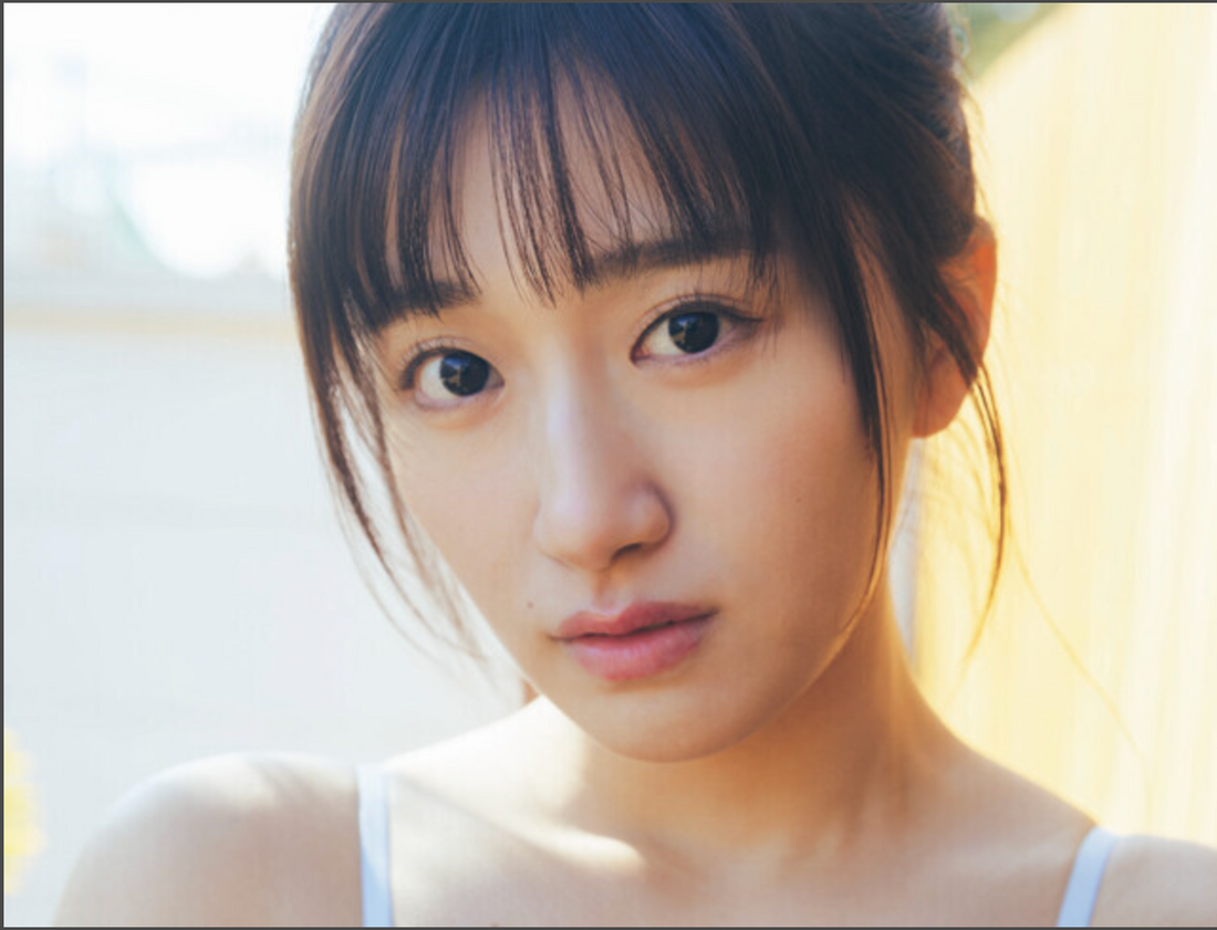 アイドル歴8年、小見山沙空（こみやま・さら）が水着グラビアに初挑戦！「ポーズが難しくて軟体動物になった気分でした」